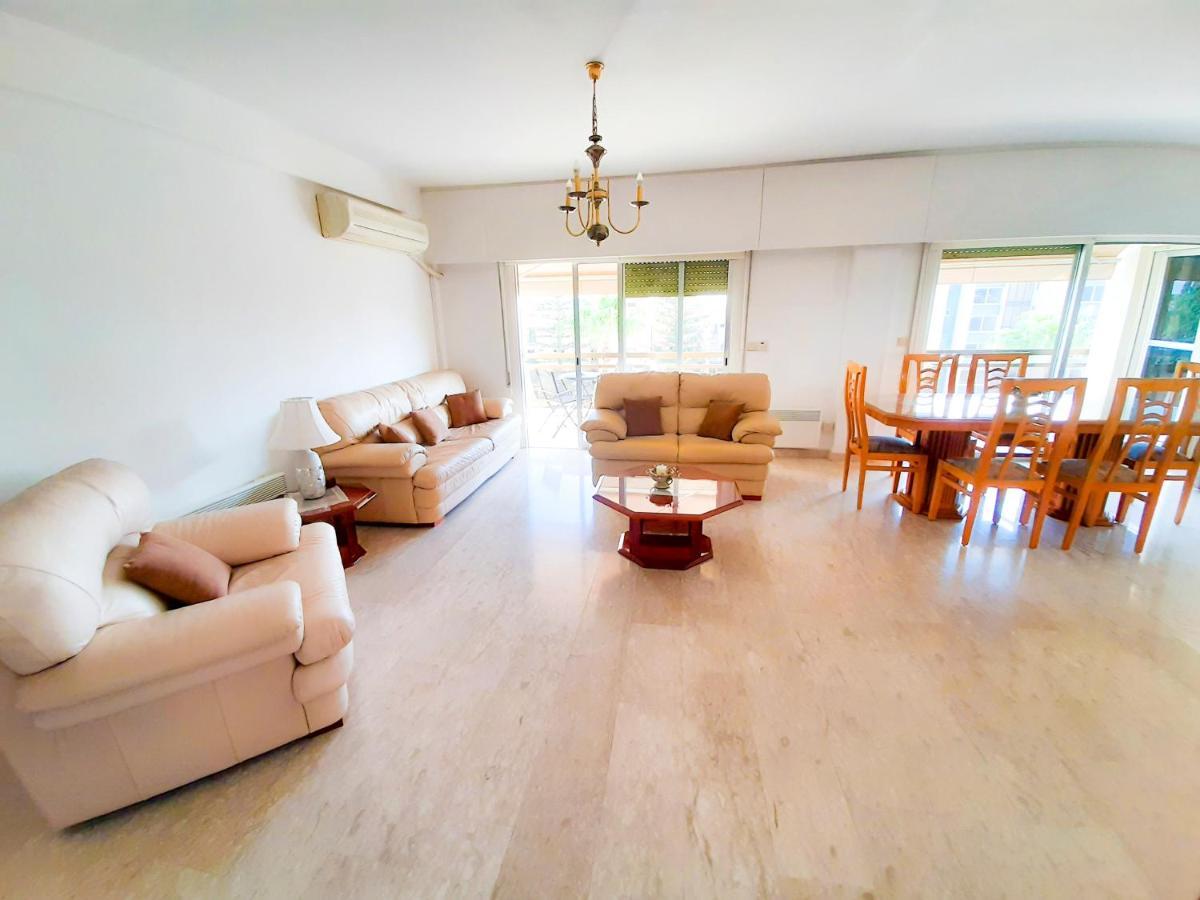 Samson Sea Breeze, 3Bed Sleeps 6, Free Wifi Appartement Limasol Buitenkant foto