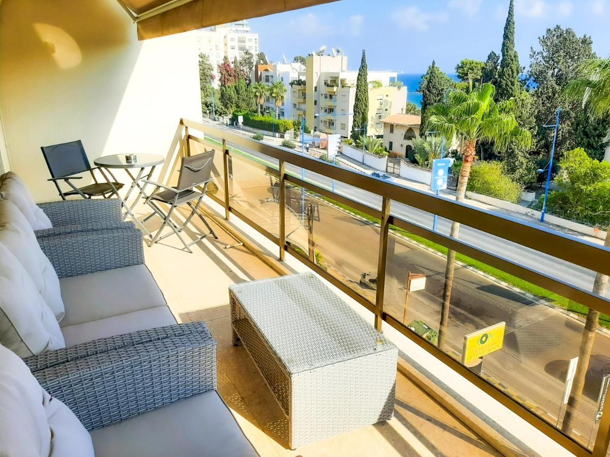 Samson Sea Breeze, 3Bed Sleeps 6, Free Wifi Appartement Limasol Buitenkant foto