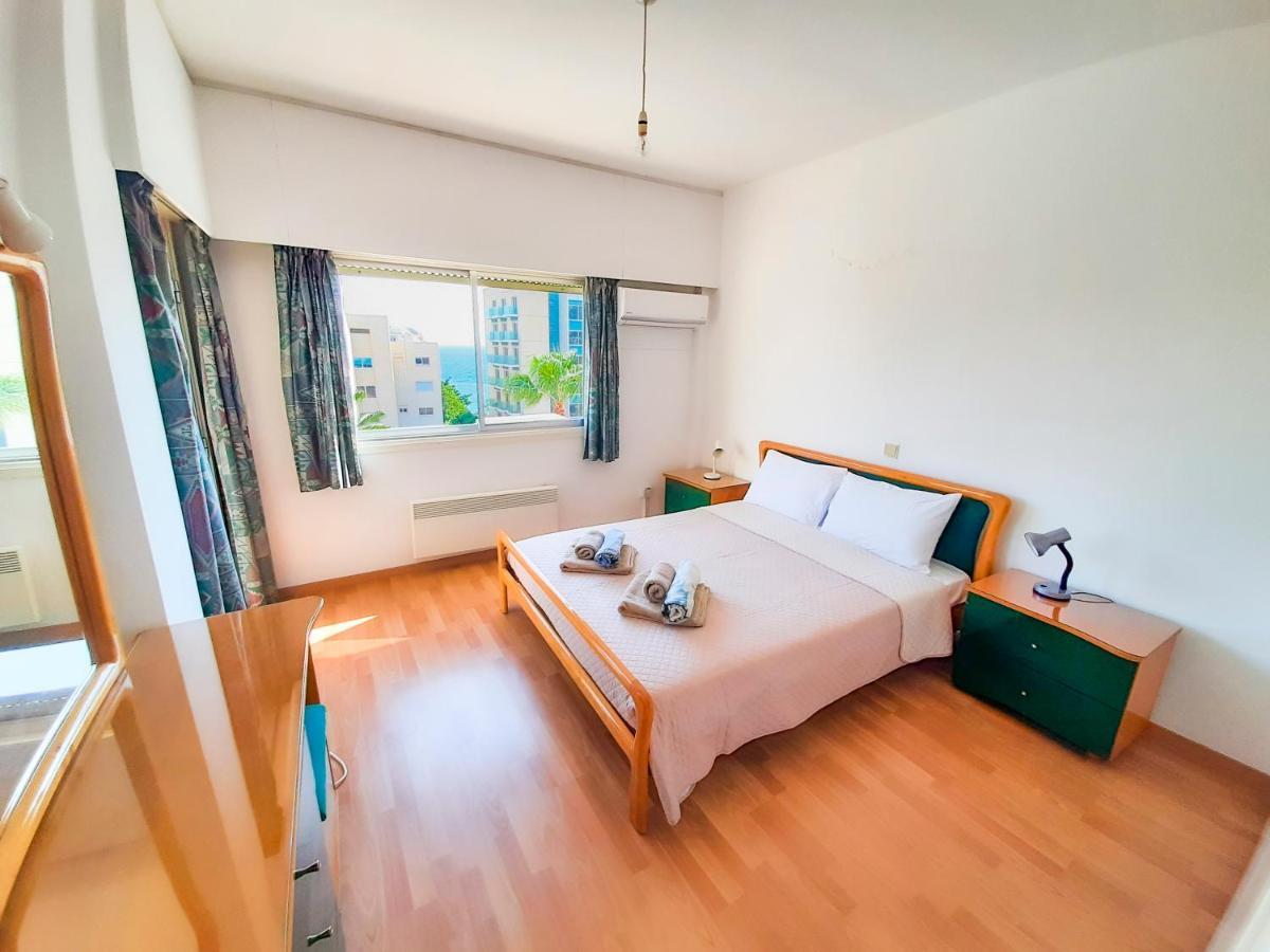 Samson Sea Breeze, 3Bed Sleeps 6, Free Wifi Appartement Limasol Buitenkant foto
