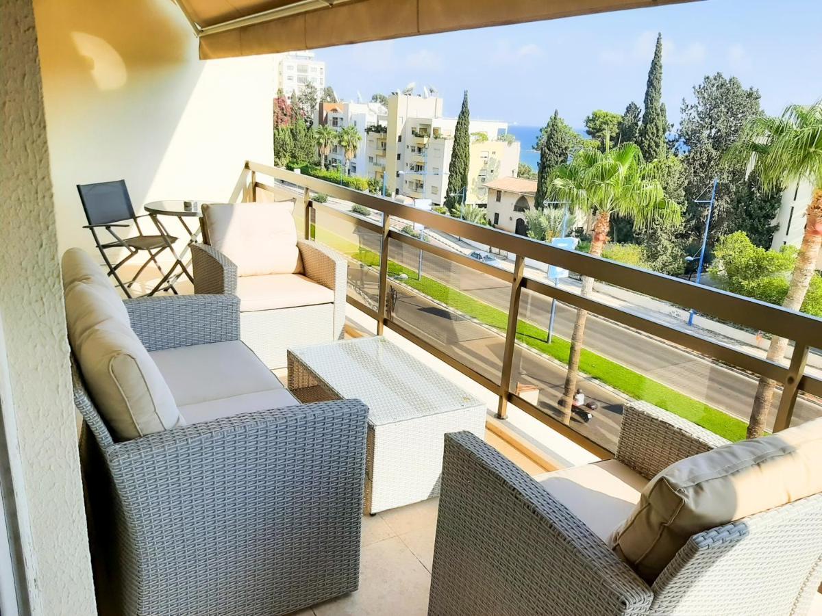 Samson Sea Breeze, 3Bed Sleeps 6, Free Wifi Appartement Limasol Buitenkant foto